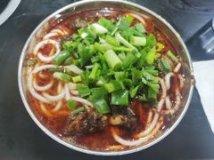 -张家羊肉汤粉小吃店