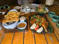 -三亚艾迪逊酒店·海滩烧烤 BARBACOA·现场乐队·浪漫晚餐·烧烤海鲜