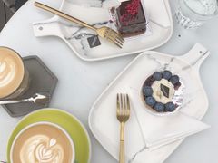 焦糖拿铁-UNI UNI(环亚凯瑟琳店)