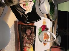-穹六人间 people 6(岳阳路店)