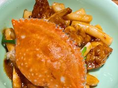 梭子蟹炒年糕-弄堂里·寻味杭州(湖滨银泰in77C区店)