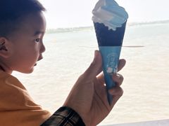 -抱抱地球咖啡馆(国家海洋博物馆店)