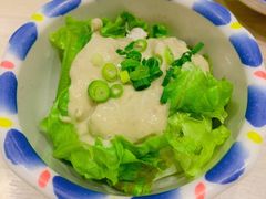 蟹黄沙拉-梅丘·寿司の美登利(银座店)