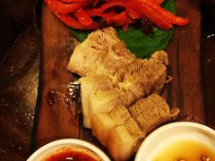 Dombe豚(黑猪肉街店)-Dombe豚(黑猪肉街店)