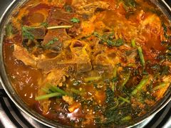 土豆排骨火锅-喇喇排骨火锅·传统韩式脊骨汤(望京西园总店)