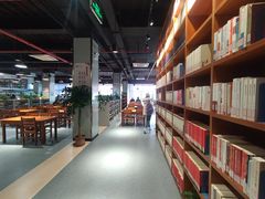 -上海市虹口区图书馆(曲阳分馆)