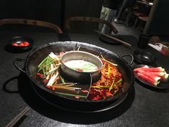 -渝涯重庆豆花老火锅(中赢国际店)