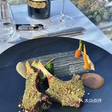 武汉这家江景法式餐厅太适合过生日了吧🍾 