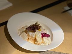 -穹六人间 people 6(岳阳路店)