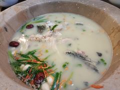 -抚仙湖生态石锅鱼野生菌(告庄店)