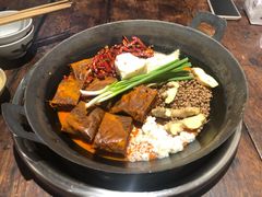 -四小区火锅·巷子里的重庆火锅(花照壁店)