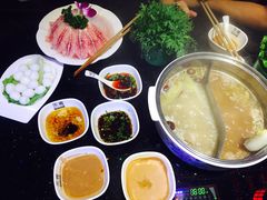 -乐宴KTV(华强北中航城君尚购物中心店)
