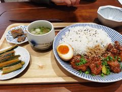 香橙照烧鸡腿饭-肥朵食堂(带梦胡同店)