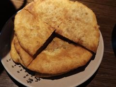 特色烤饼拼盘-肖四女乐山跷脚牛肉(南汇大学城生活广场店)