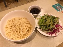 -黑八私房老北京炸酱面