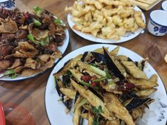 -美顺香食府鱼头老店(雪野湖店)