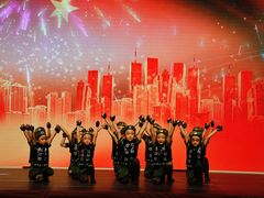 艺彩童馨2017香港回归20周年赴港比赛-艺彩童馨舞蹈培训学校(西湖道校区)
