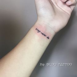 -SNOW TATTOO STUDIO