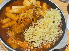 炒年糕-姜虎东白丁烤肉(虹桥天地店)
