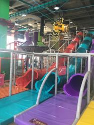 -欧酷世界动力星球(王府井奥莱UP TOWN店)