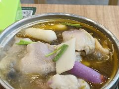 酸菜脆鱼片锅-香漫谷泰式小火锅(巴南万达店)