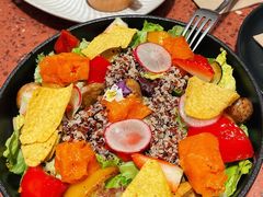 烤南瓜藜麦沙拉-La Terre乐田(万象城店)