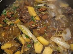 -山妹子铁锅炖