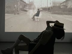-知美术馆