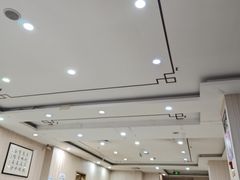 -晋合湘山西刀削面(中冀斯巴鲁大厦店)