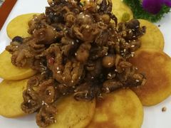 -地方名吃海鲜大馅蒸饺(北戴河店)
