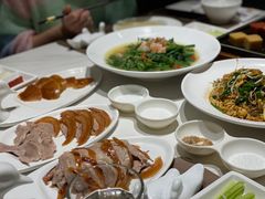 -皇城根·鲁菜济南菜·吊炉烤鸭·炒鸡鱼头(济南旗舰店)