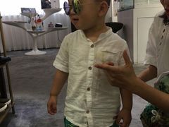 -目艮眼镜SHOWROOM(品牌集合店)