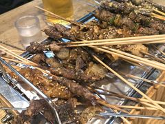 -烤满分·东北烧烤(首经贸店)