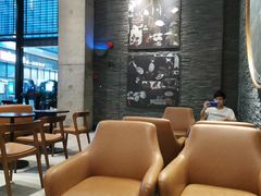 大堂-星巴克臻选(惠州华贸天地1楼店)