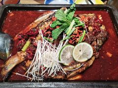 -探鱼·鲜青椒爽麻烤鱼(银泰城店)