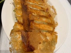 鲜虾鲜贝锅贴-大眼锅贴水饺(河东店)