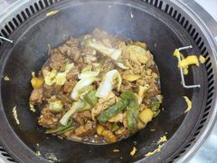 特色排骨锅-冰城焰会大丰收铁锅炖(萝岗万达金街店)