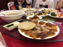 片皮鸭-国际饭店·帆声西饼屋(黄河路店)