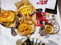 -必胜客(江东万达店)