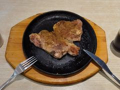 -纽斯特牛排自助餐厅(浦江万达店)