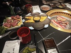 -山川小町·极番烧肉(新地假日广场店)