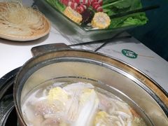 -三个椰子·现砍椰子鸡(金源CBD店)