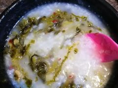 酸菜笋丁瘦肉粥-全家便利店(沪太路三店)