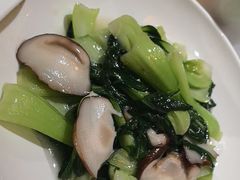 -渝信川菜 · 川味家常菜(财富购物中心店)