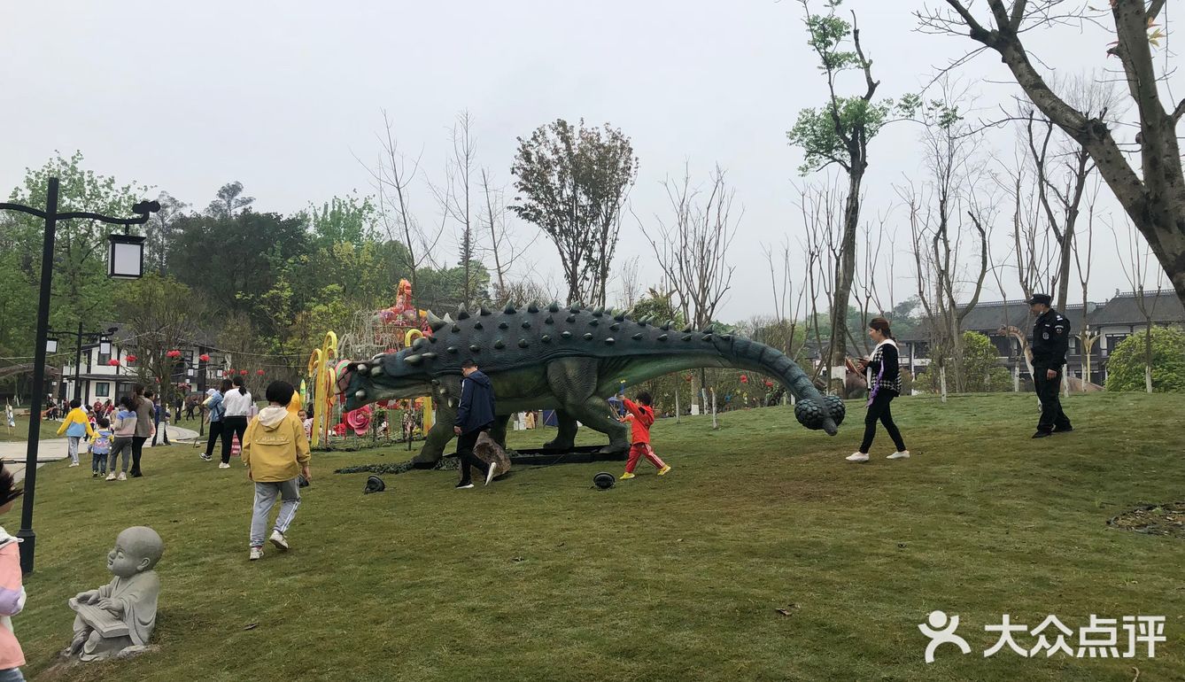 快中午时去了双江古镇，很有名的古镇
