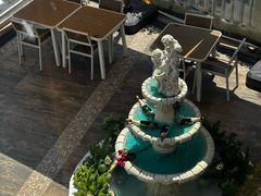 -Mark&Mars Restaurant