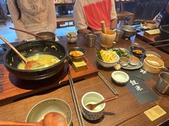 -银米·云南传统过桥米线(双廊黑金冠店)