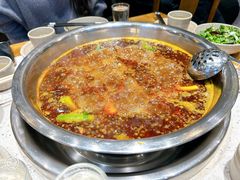 -肖肖酸萝卜鱼火锅(总店)