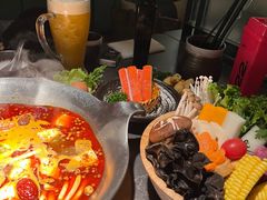 -湊湊火锅·茶憩(杭州湖滨银泰in77店)