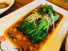 -闯关东东北农家菜(崂山石老人店)